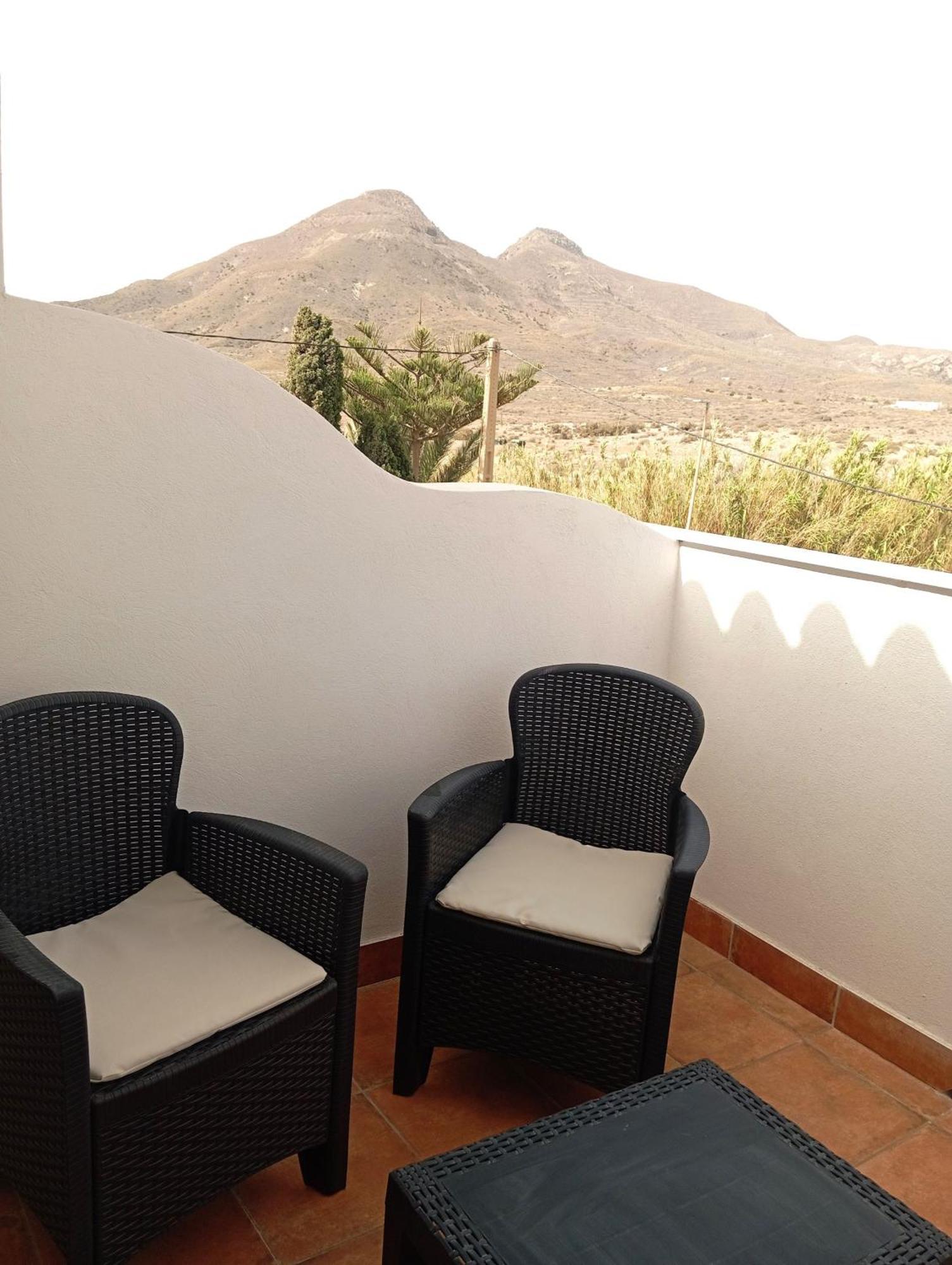 Hostal Casa Emilio Almeria Bagian luar foto