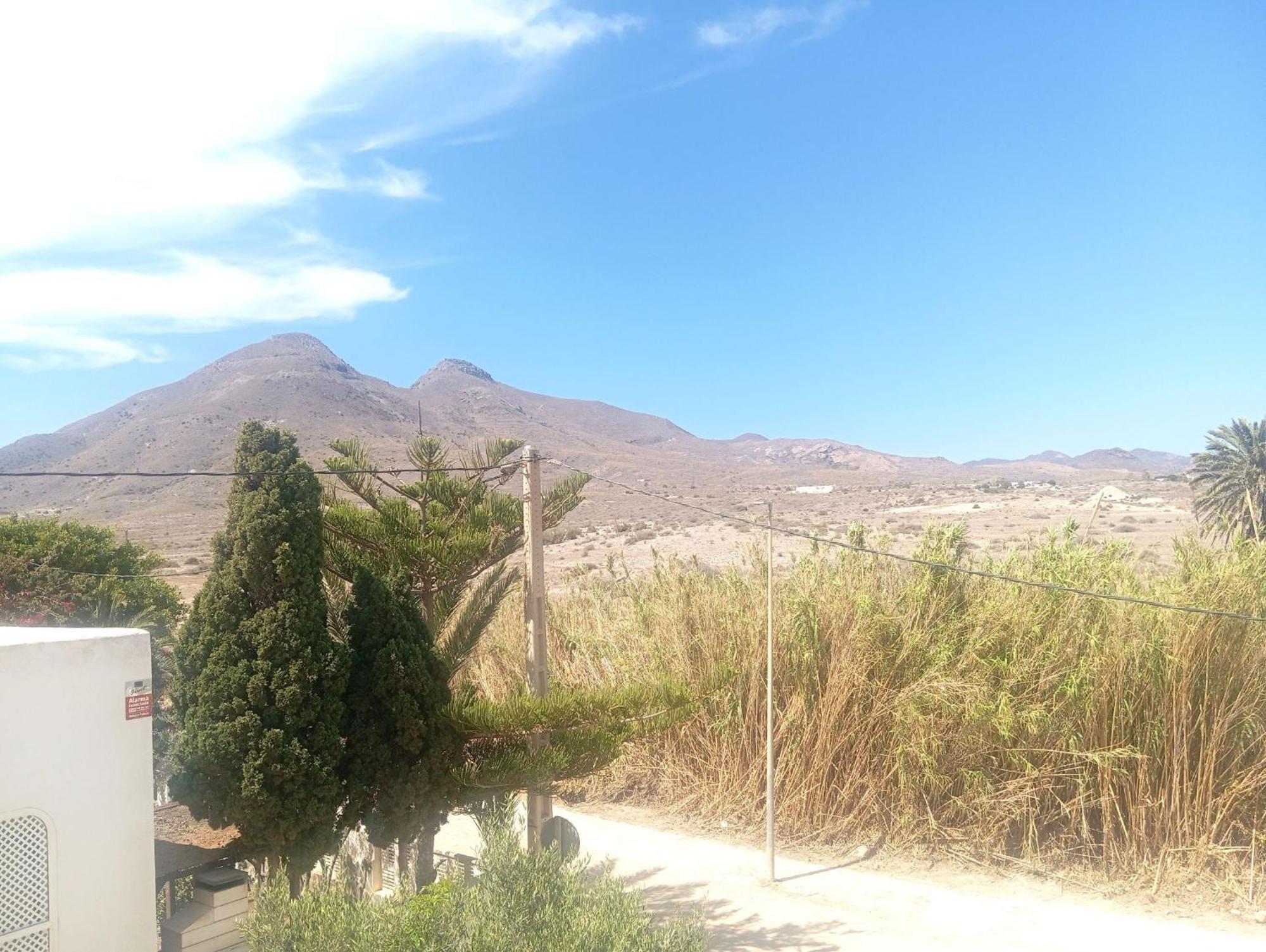Hostal Casa Emilio Almeria Bagian luar foto